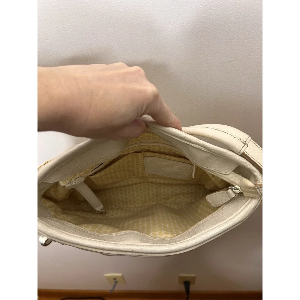 Brighton Woven Straw & Ivory Leather Shoulder Bag Buckle Accent Heart Charm